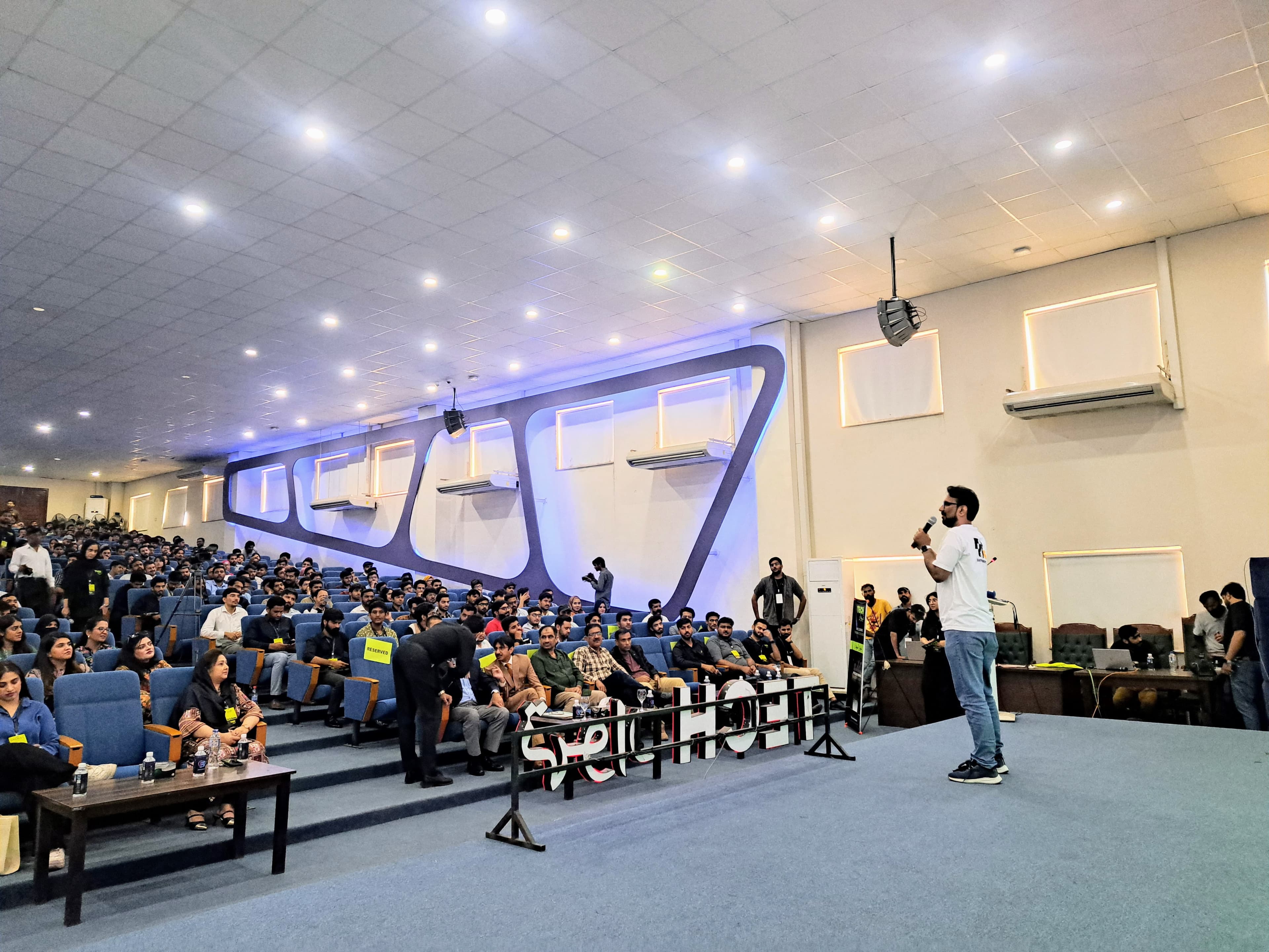 Wajahat Karim Stage & Classes